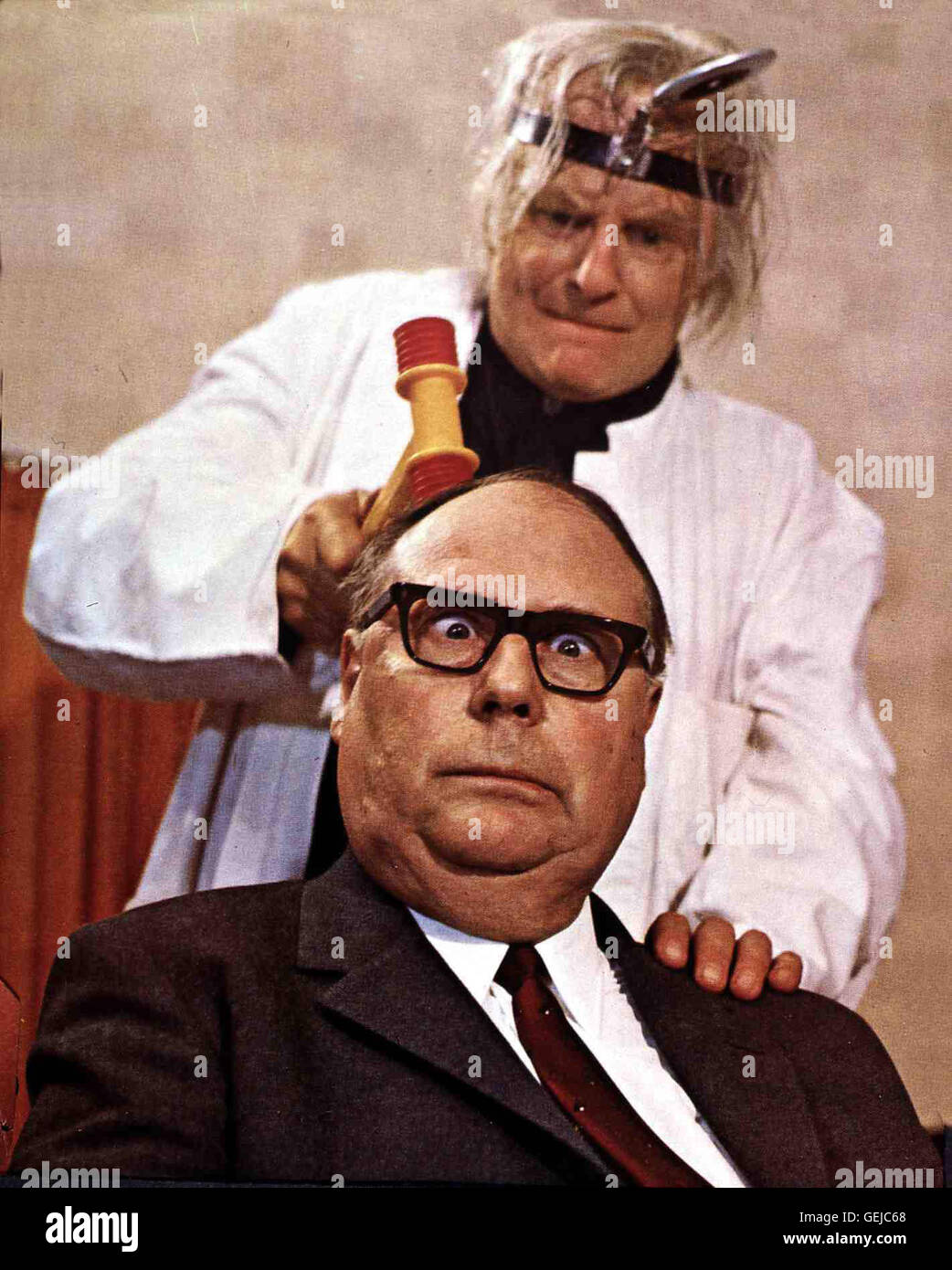 ?, Heinz Erhardt Willi Winzig (Heinz Erhardt) bemueht sich, verrueckt ...