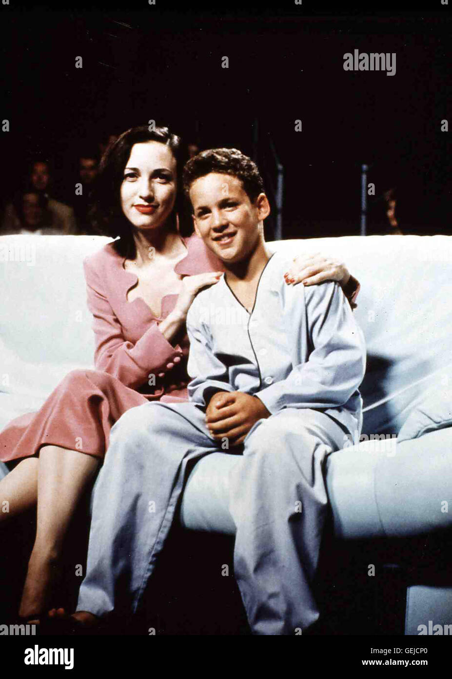 Tabba Schwartzkopf Bebe Neuwirth Coty Wyckoff Ben Savage Local Caption 1993 Wild Palms Wild Palms 1 3 Stock Photo Alamy