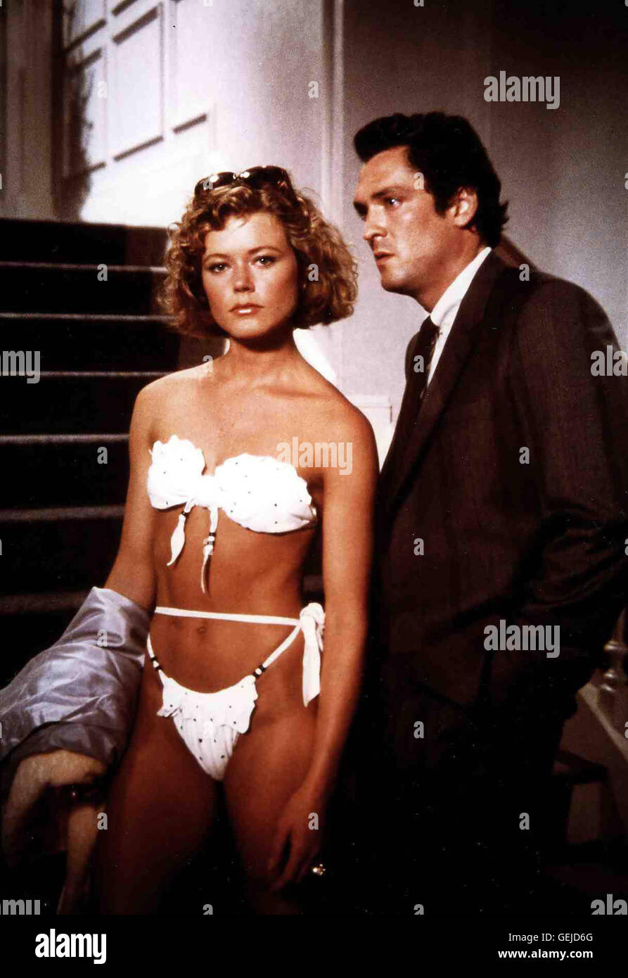 Rita Danzig (Sheree J. Wilson), Augie Danzig (Michael Madsen) *** Local Caption *** 1985, 1980er, 1980s, Dessous, Film, Our Family Honor, Verfeindet Bis Auf's Blut Stock Photo