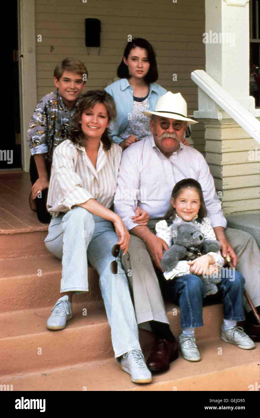 Chad Allen, Deidre Hall, Shannen Doherty, Wilford Brimley, Keri Houlihan  *** Local Caption *** 1986, Our House, Unser Haus Stock Photo
