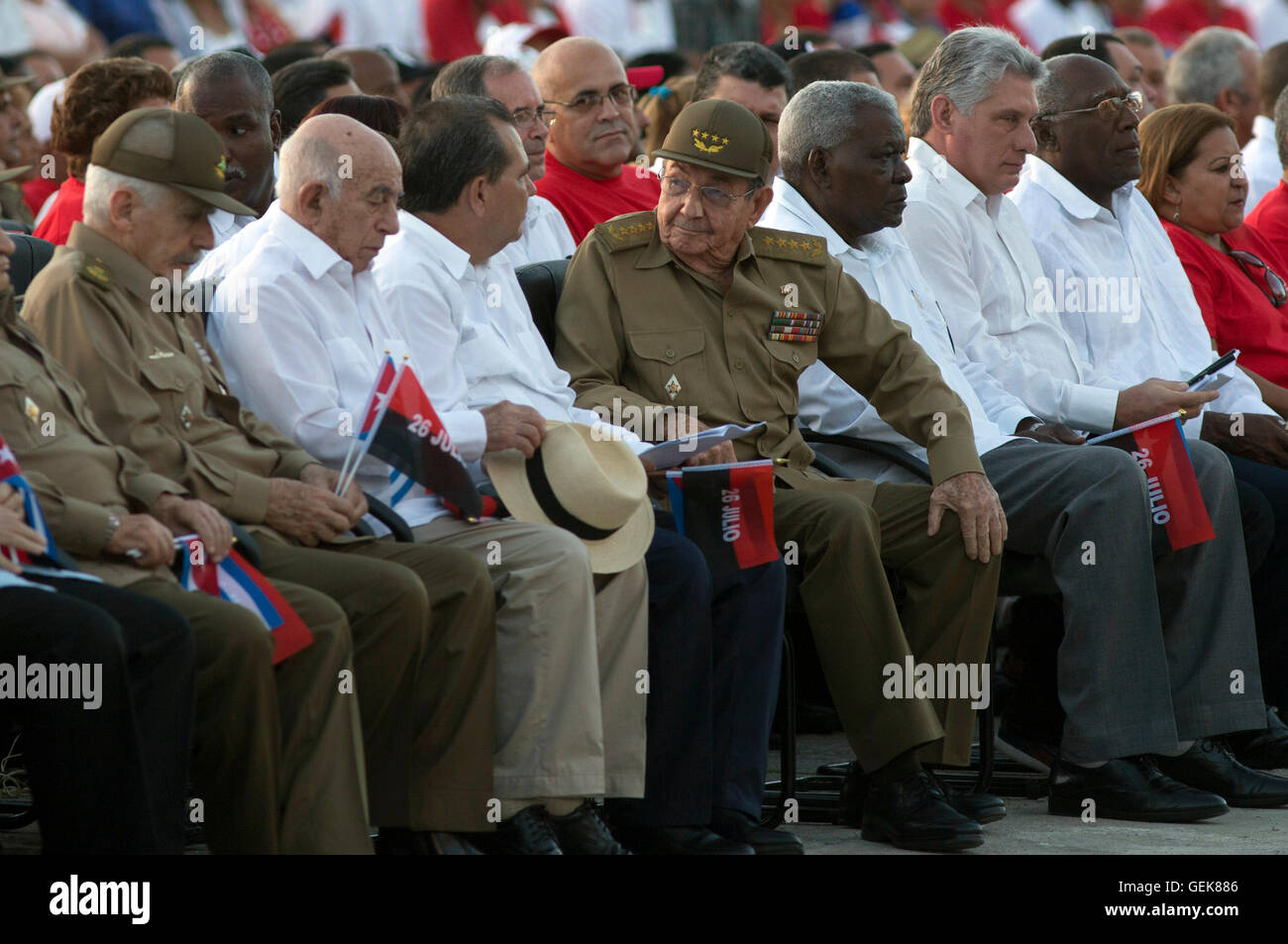 Sancti Spiritus, Cuba. 26th July, 2016. Cuban President Raul Castro (4th L, front) attends a commemoration ceremony of the National Rebellion Day in Sancti Spiritus, Cuba, on July 26, 2016. © Ismael Francisco/Cubadebate/Pool/Xinhua/Alamy Live News Stock Photo