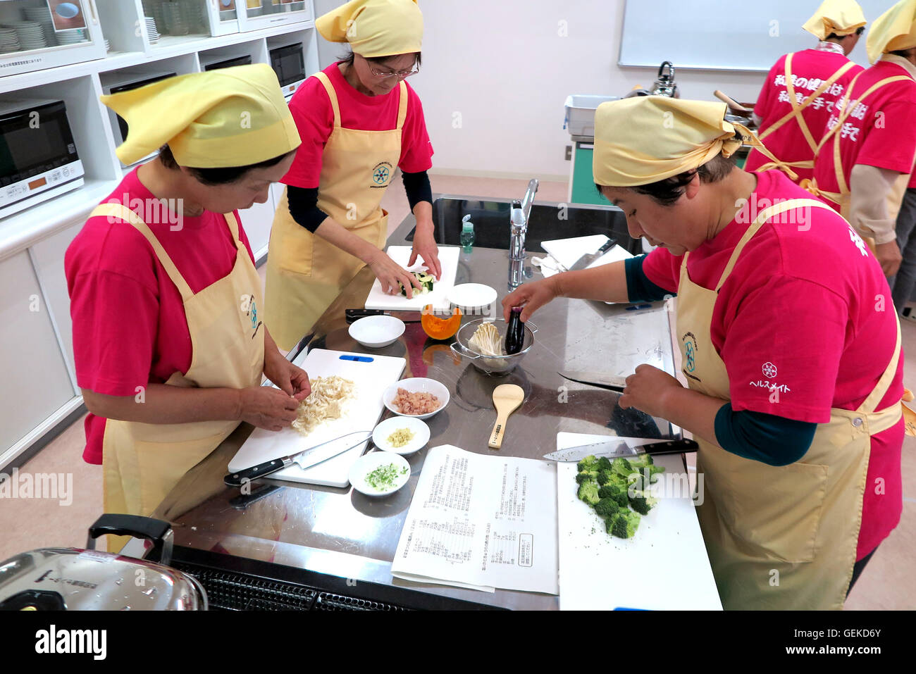 Nagano, Japan. 8th June, 2016. Socalled 'shokkaisan', nutritionists