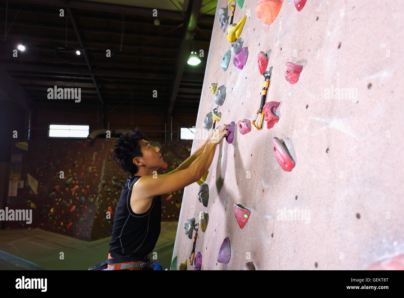 Japanese climbing athlete in action Stock Photo Alamy