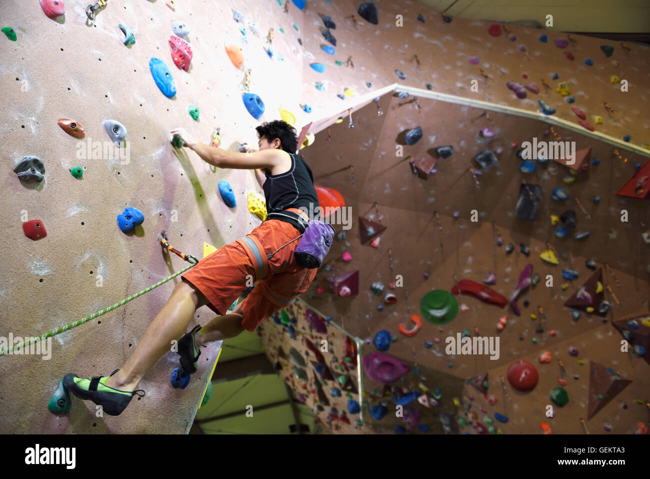 Japanese climbing athlete in action Stock Photo Alamy