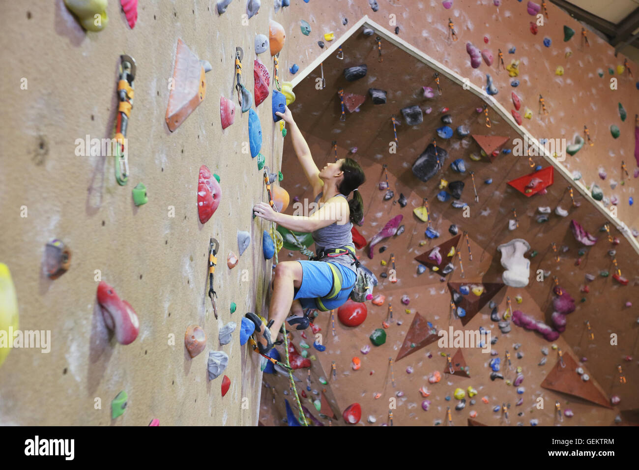 Japanese climbing athlete in action Stock Photo Alamy