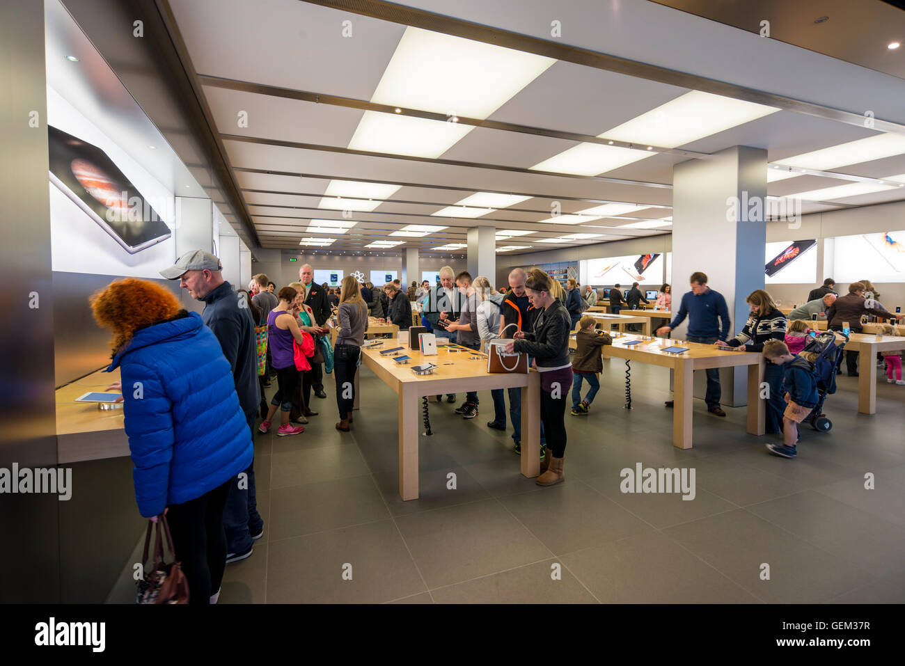 Apple Store, Kingston upon Thames, Surrey, UK Stock Photo Alamy