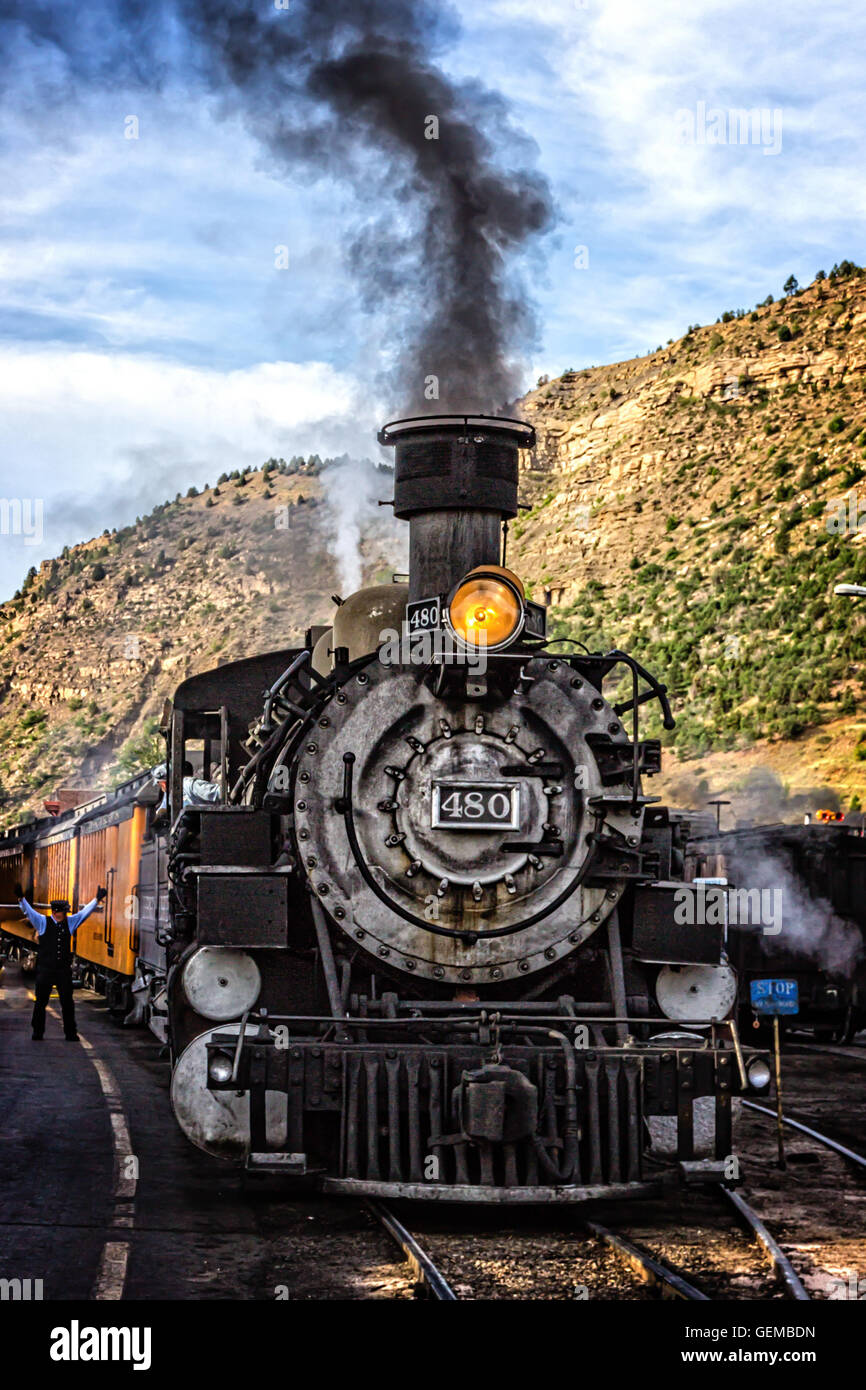 Old gauge steam engine gauge hi-res stock photography and images - Alamy