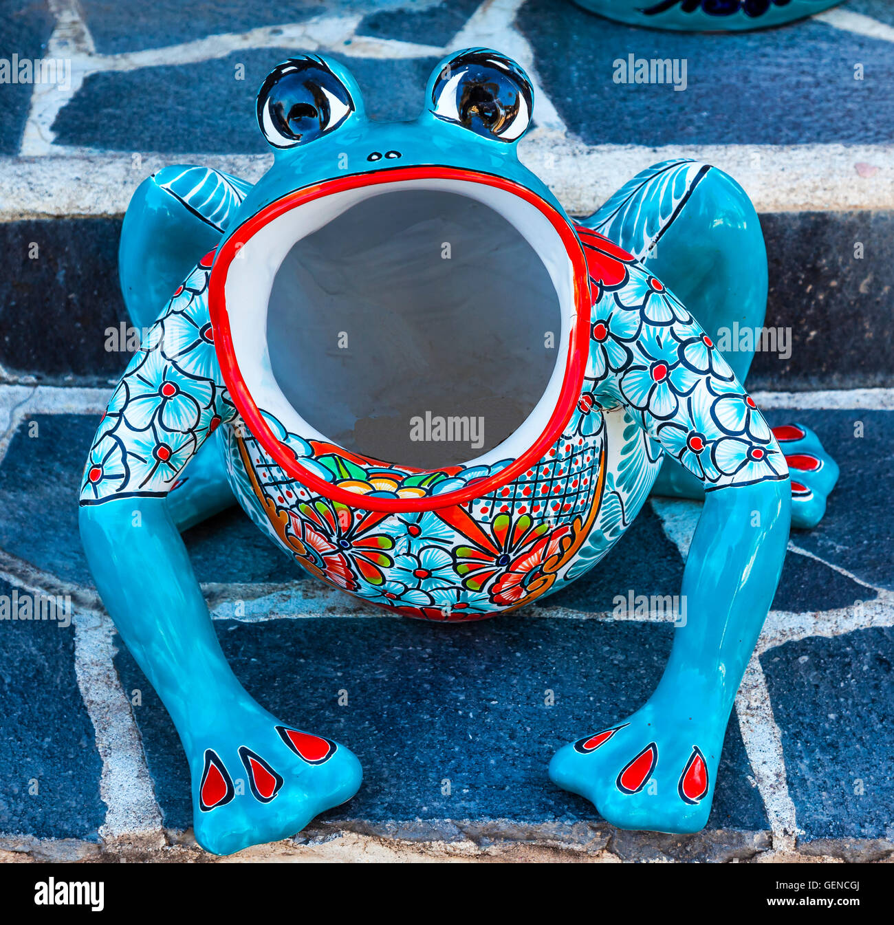 Mexican ceramic frog hi-res stock photography and images - Alamy