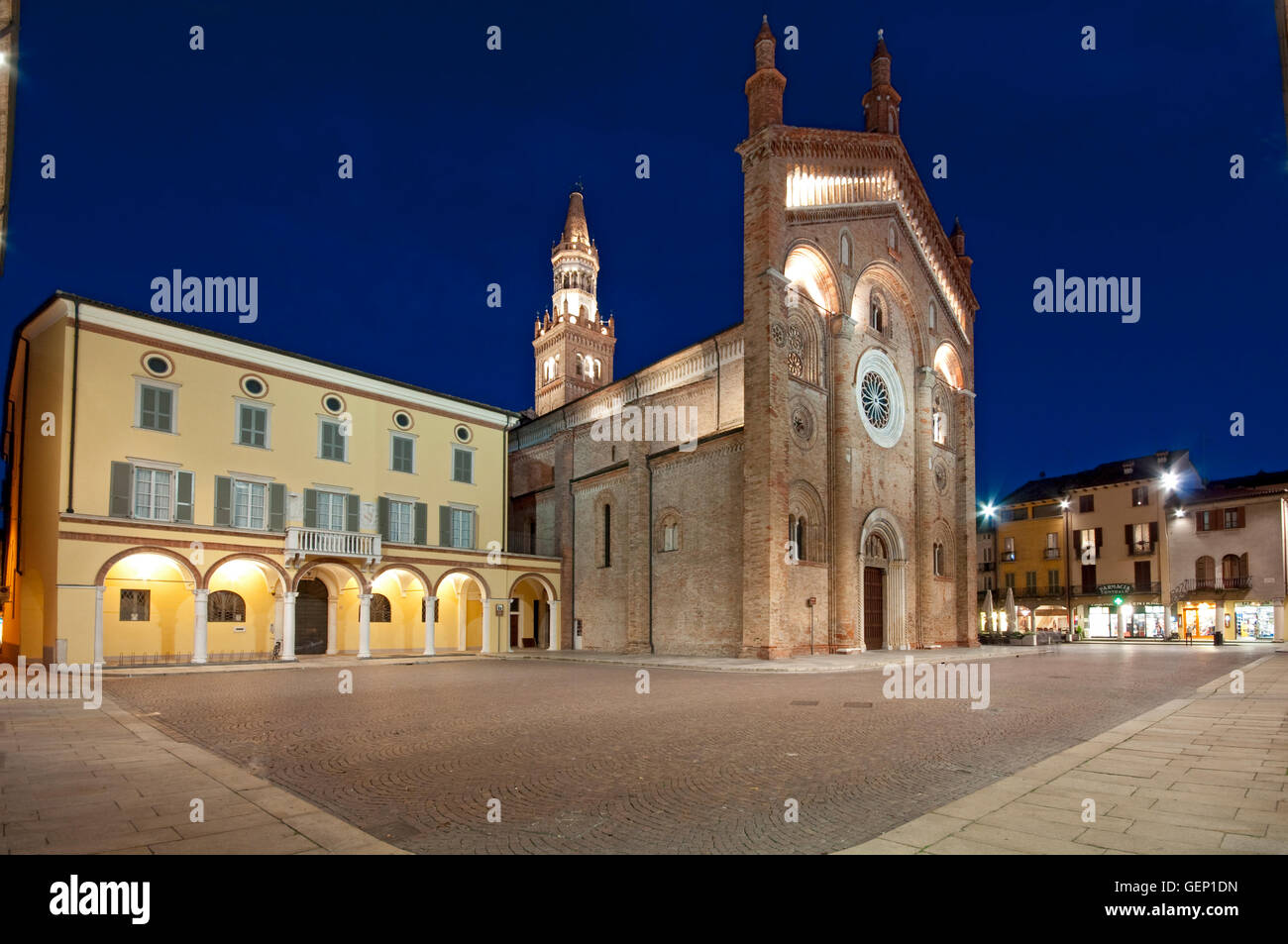 Italy, Lombardy, Crema, Piazza Duomo Square, Cathedral Stock Photo - Alamy
