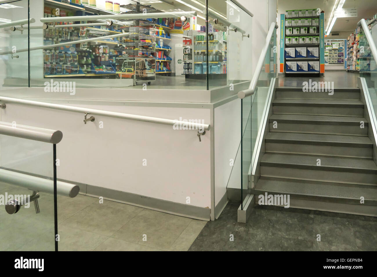 Duane Reade by Walgreens Drugstore NYC USA Stock Photo Alamy