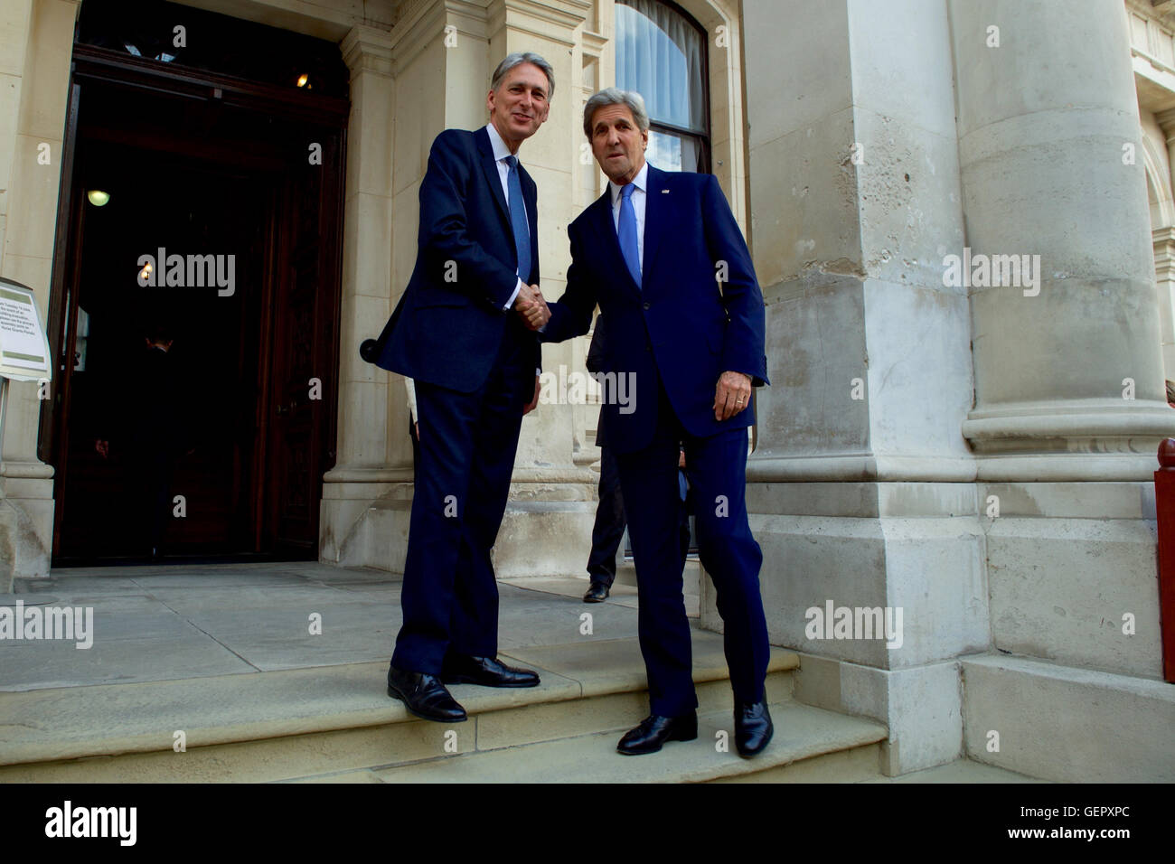 UK Foreign Secretary Hammond and Secretary Kerry Pose for a Photo Before Their Meeting in London Stock Photo