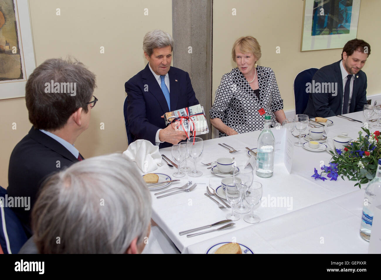 U.S. Secretary of State John Kerry Meets With Group at St. Antony's College in Oxford Stock Photo