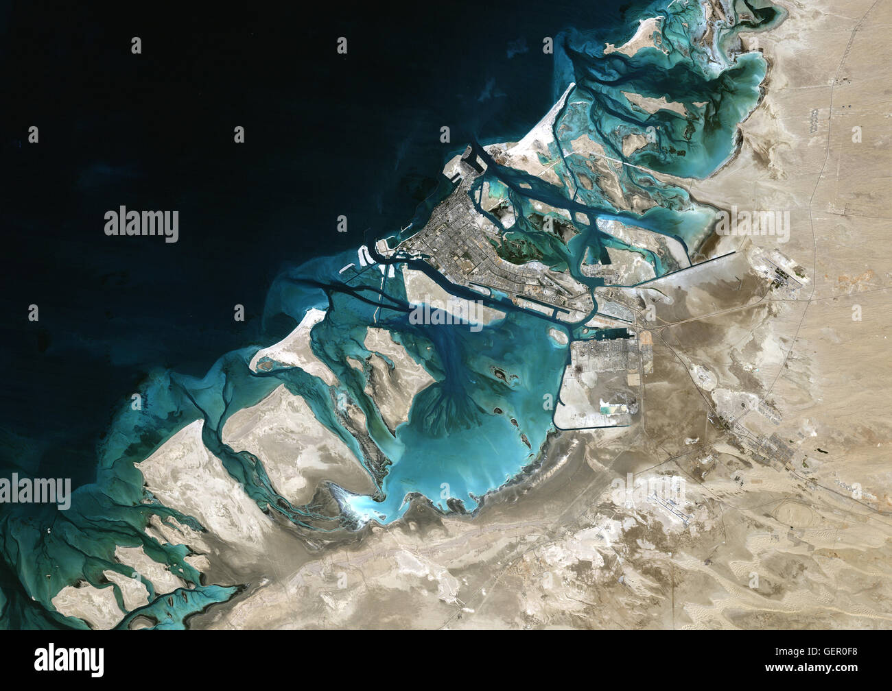 Satellite image abu dhabi hires stock photography and images Alamy