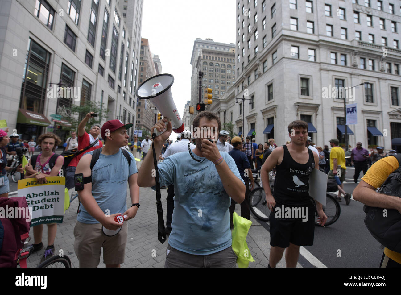 Philadelphia, United States. 25th July, 2016. Thousands of activists filled downtown Philadelphia & FDR Park to protest on behalf of environmental issues, economic fairness, racial equality & against police brutality & in favor of Bernie Sanders on day one of the Democratic National Convention. © Andy Katz/Pacific Press/Alamy Live News Stock Photo