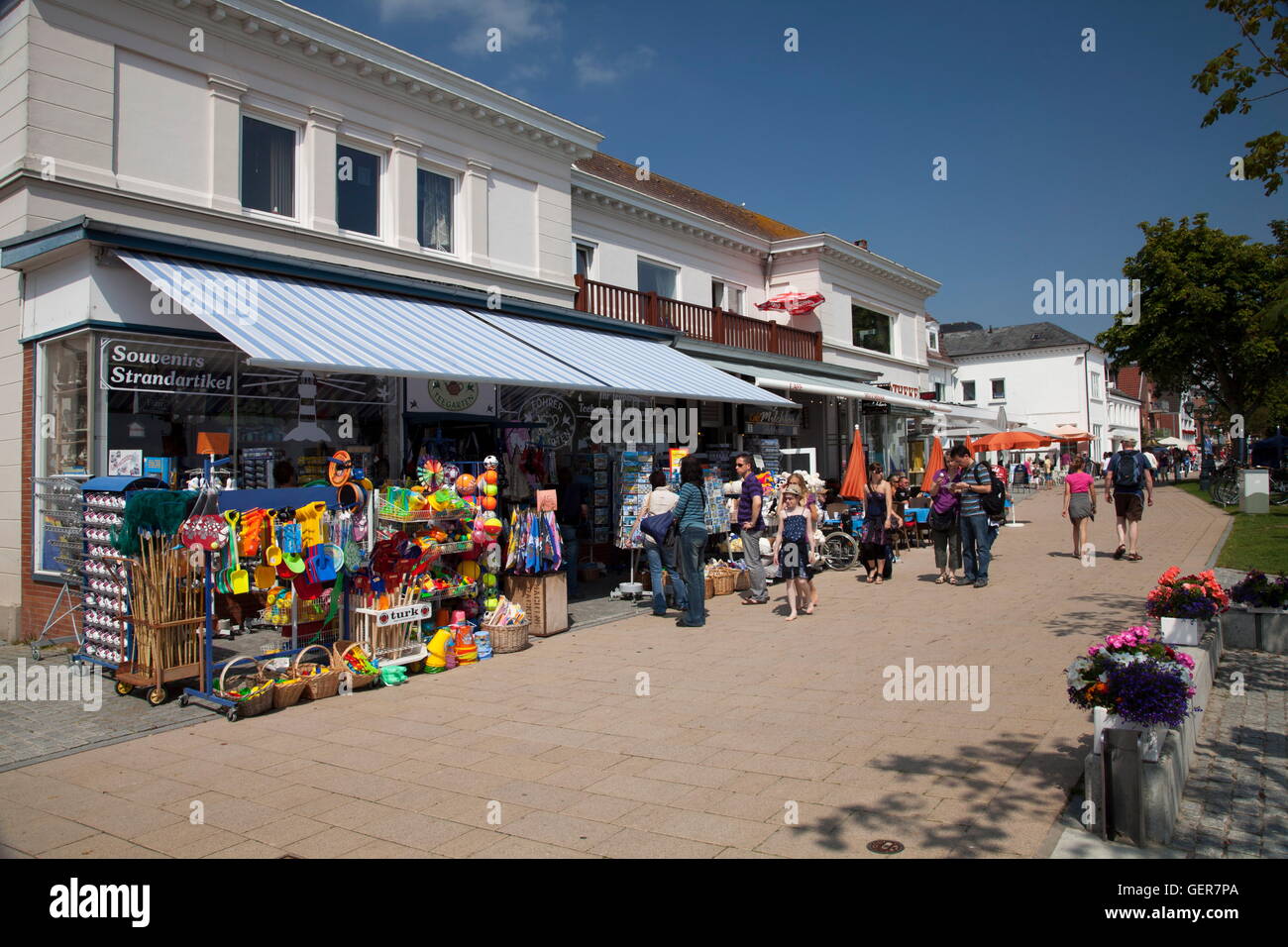 geography / travel, Germany, Schleswig-Holstein, North Frisia, North Sea, Foehr Isle, Wyk on Foehr, centre, pedestrian precinct, Stock Photo