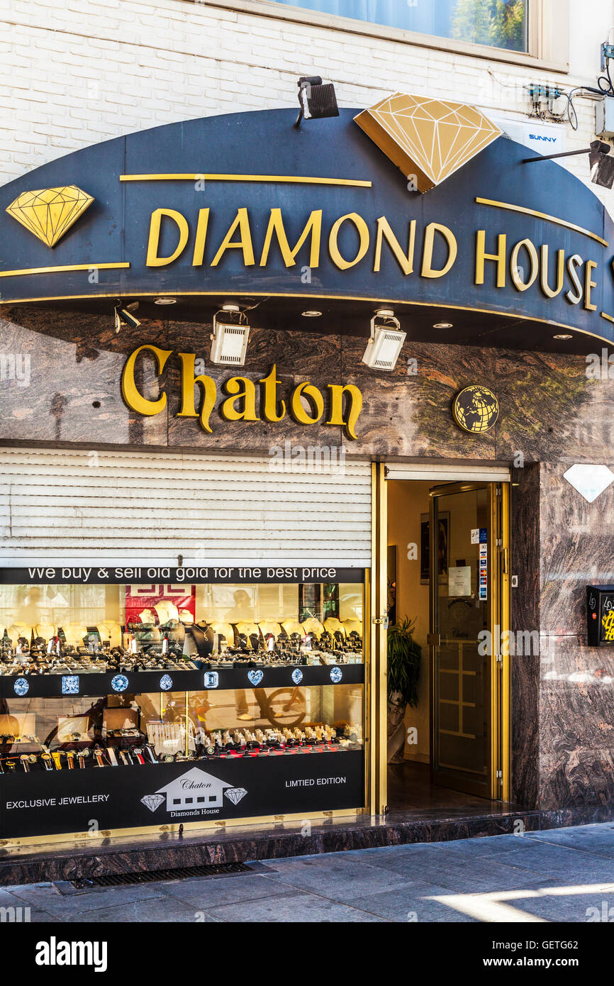 A jeweller's shop front in the diamond quarter of Antwerp Stock Photo -  Alamy