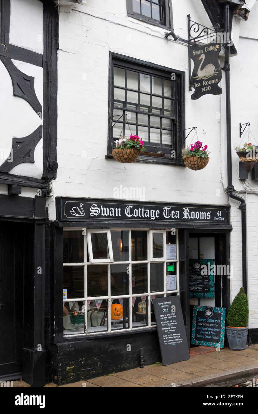Tea room exterior hi-res stock photography and images - Alamy