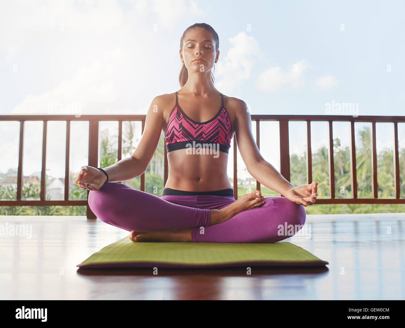 Beautiful yoga model hi-res stock photography and images - Alamy