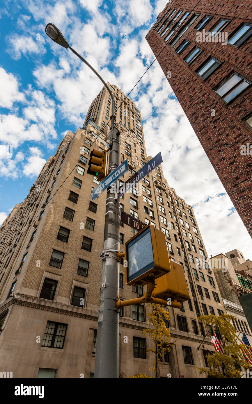 The Carlyle Hotel with street signs in foregound Stock Photo - Alamy