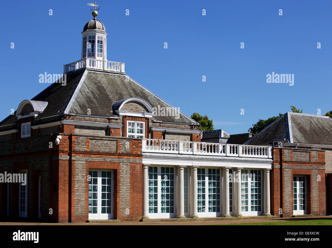 The Serpentine Gallery Stock Photo Alamy