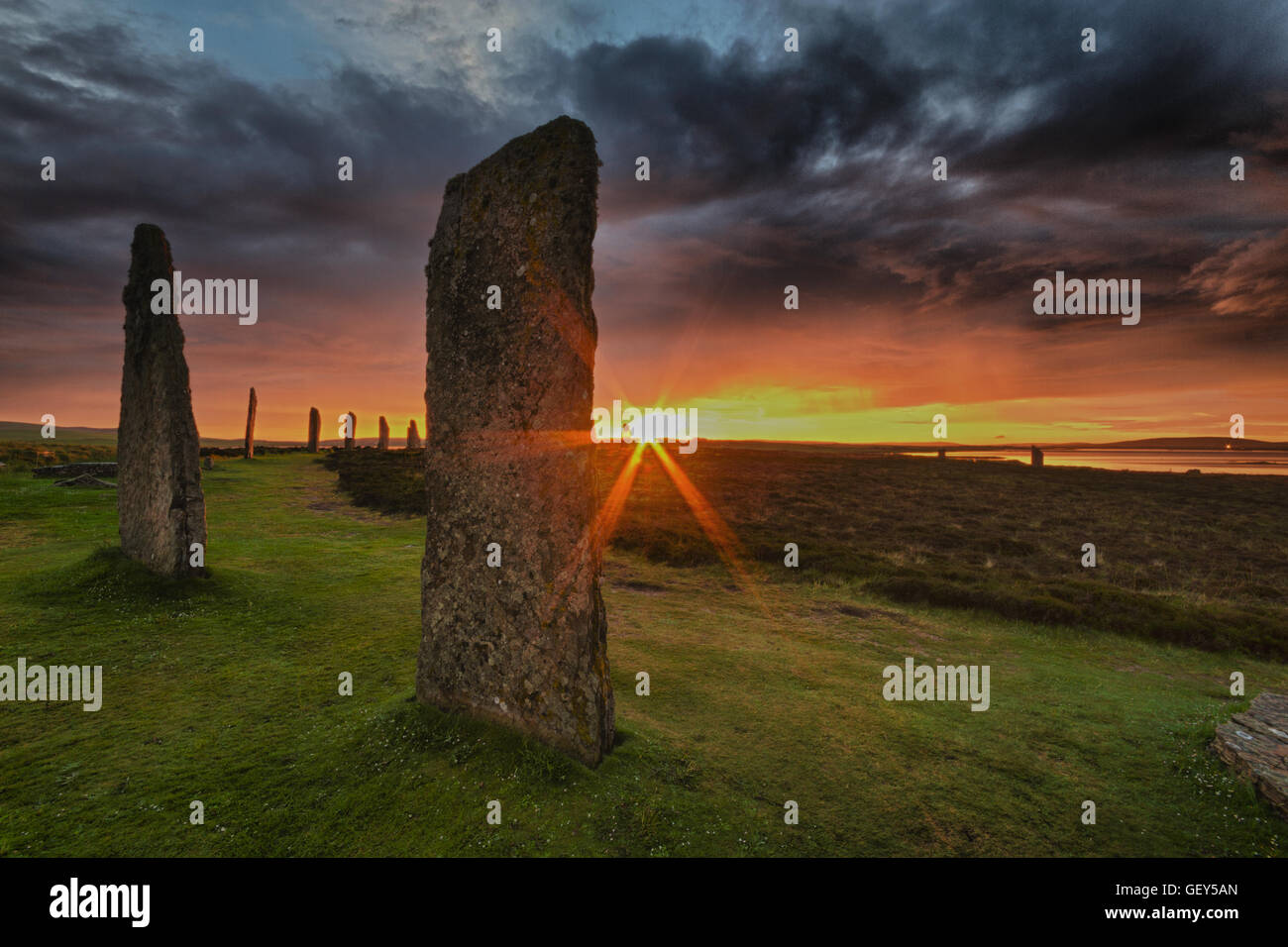 ring-of-brodgar-summer-sunset-stock-photo-alamy