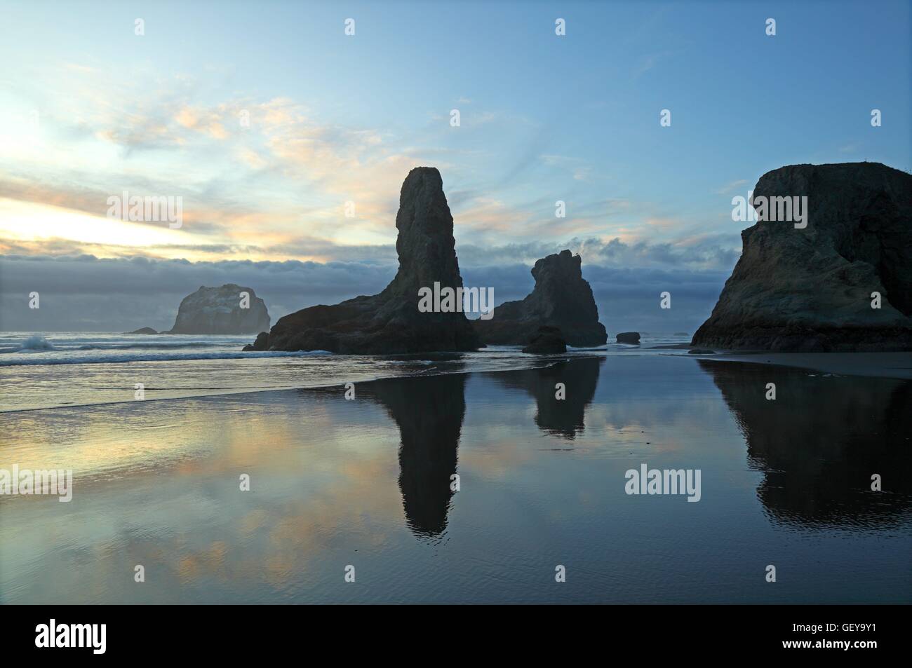 geography / travel USA Oregon Face Rocks Bandon Stock Photo Alamy geography / travel USA Oregon Face Rocks Bandon Stock Photo Alamy