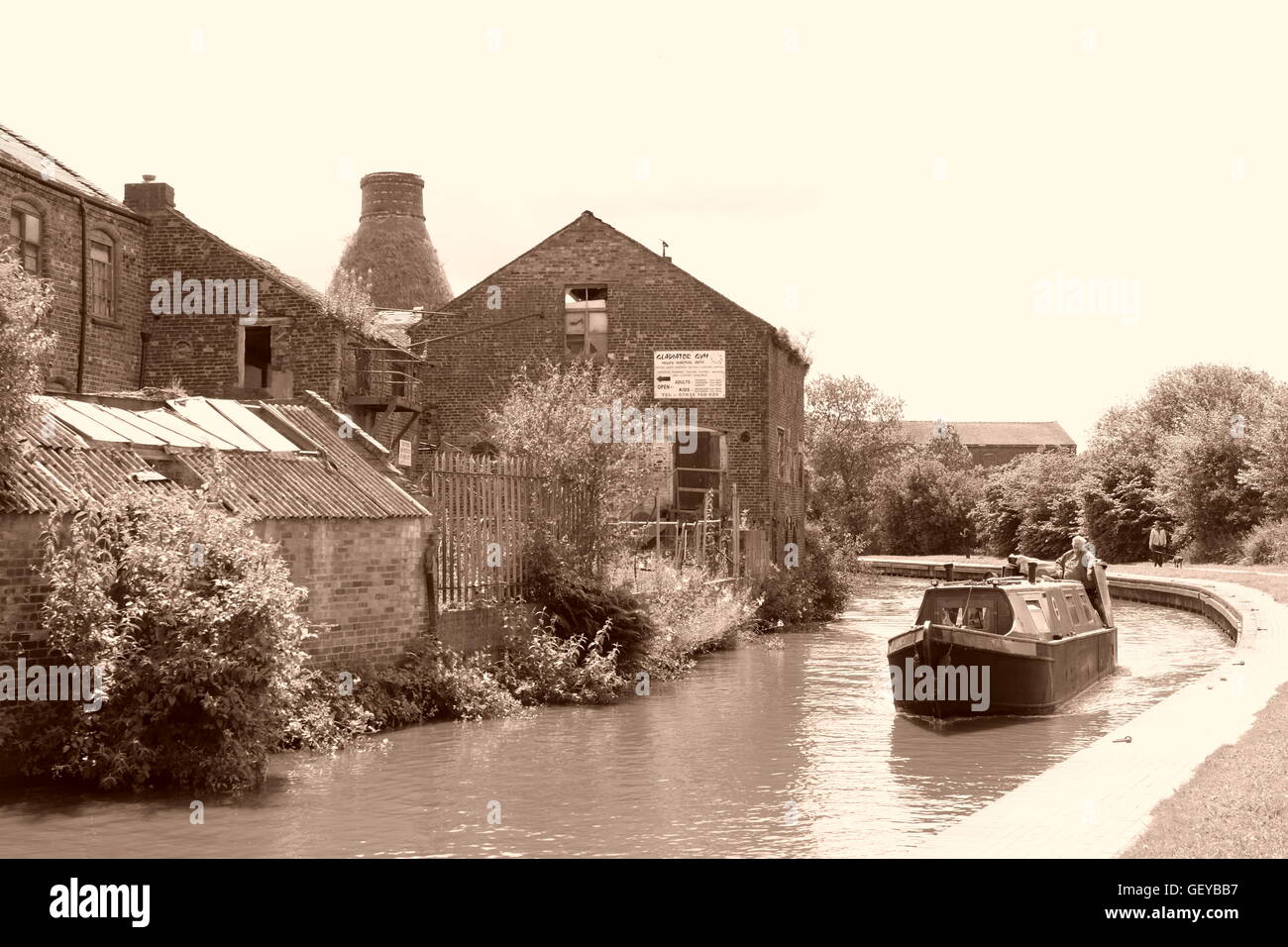 Sepia photograph of Trent and Mersey Canal, Middleport Stock Photo
