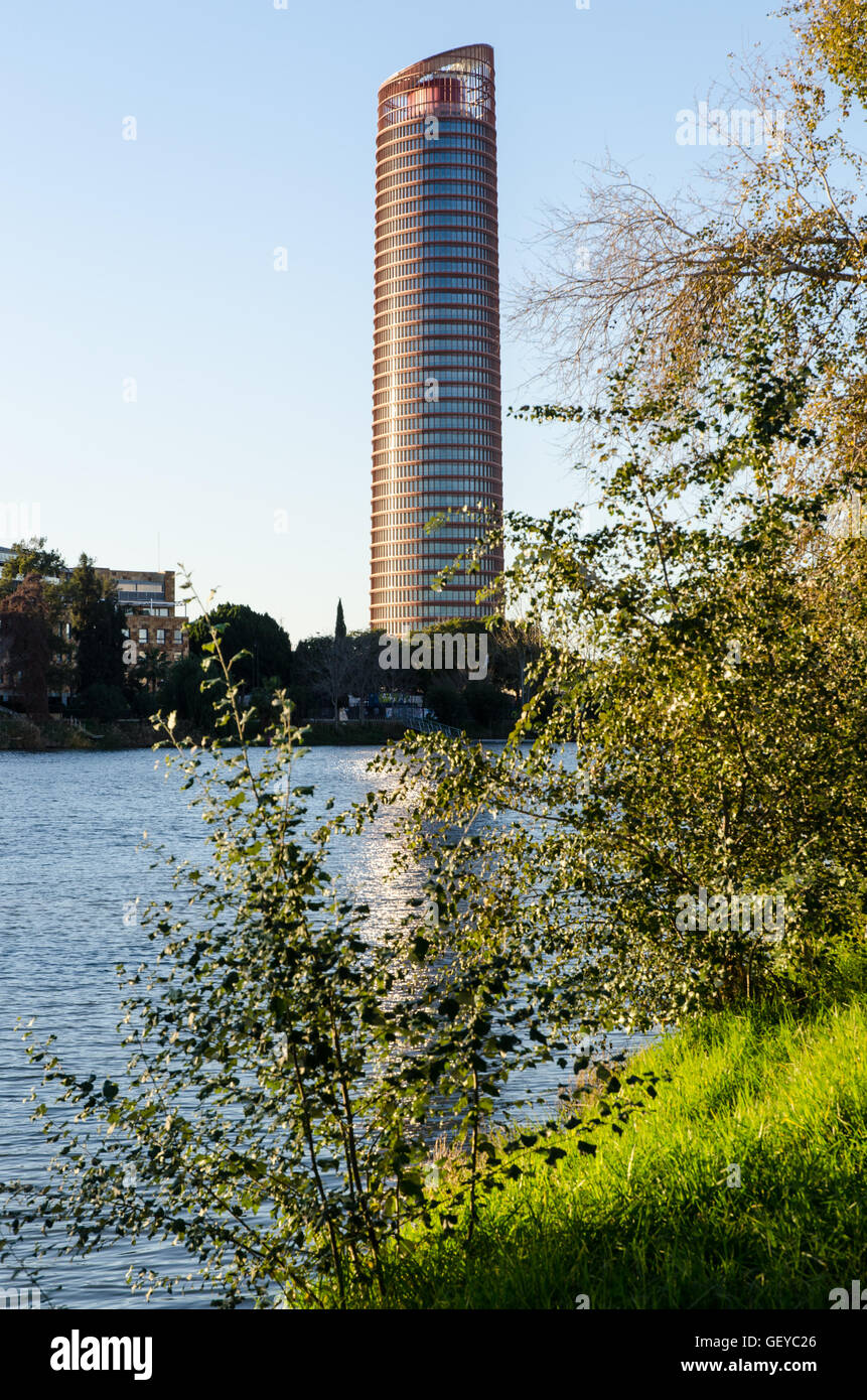 La Torre Sevilla (know asTorre Pelli), the tallest skyscraper in Seville. Controversial and impressive in its structure with its Stock Photo