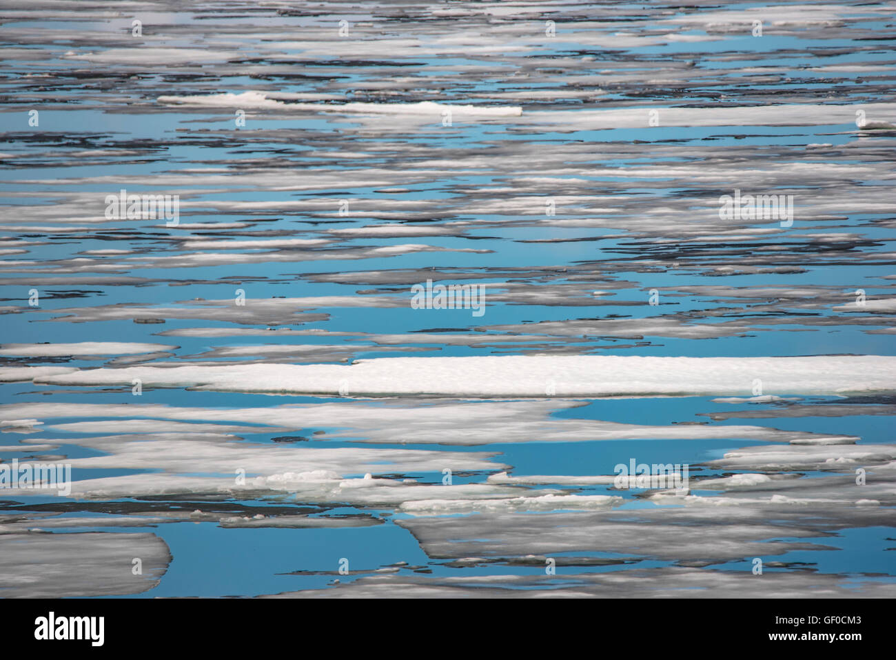 Frozen Ice and snow covering Lake Orteren in Springtime, Hardangervidda National Park, Norway, Hordaland, Scandinavia, European Stock Photo