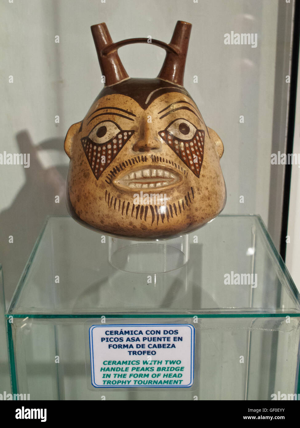 Ancient ceramic vessel at Paracas History Museum Stock Photo Alamy