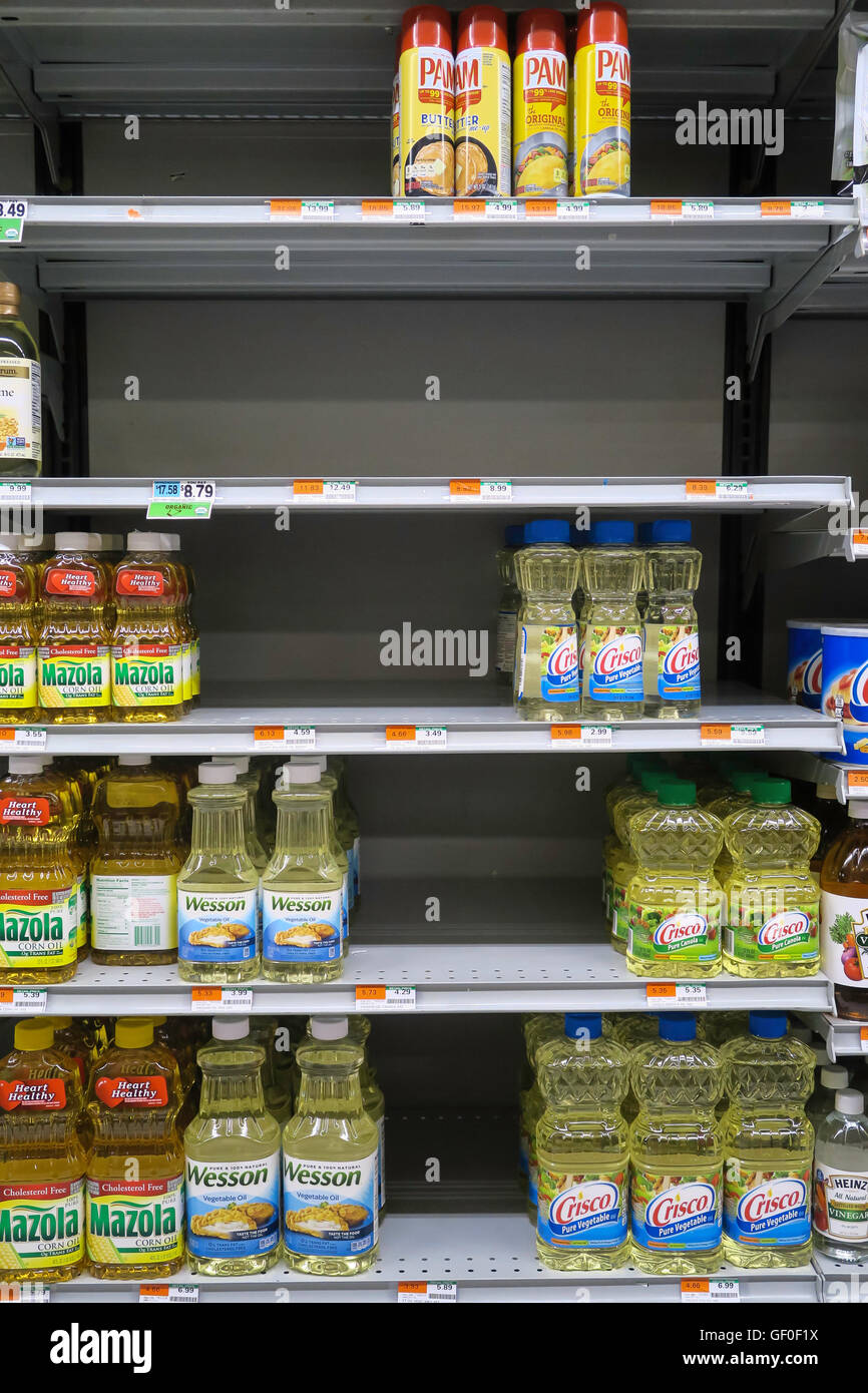 Empty Grocery Shelves Stock Photo Alamy