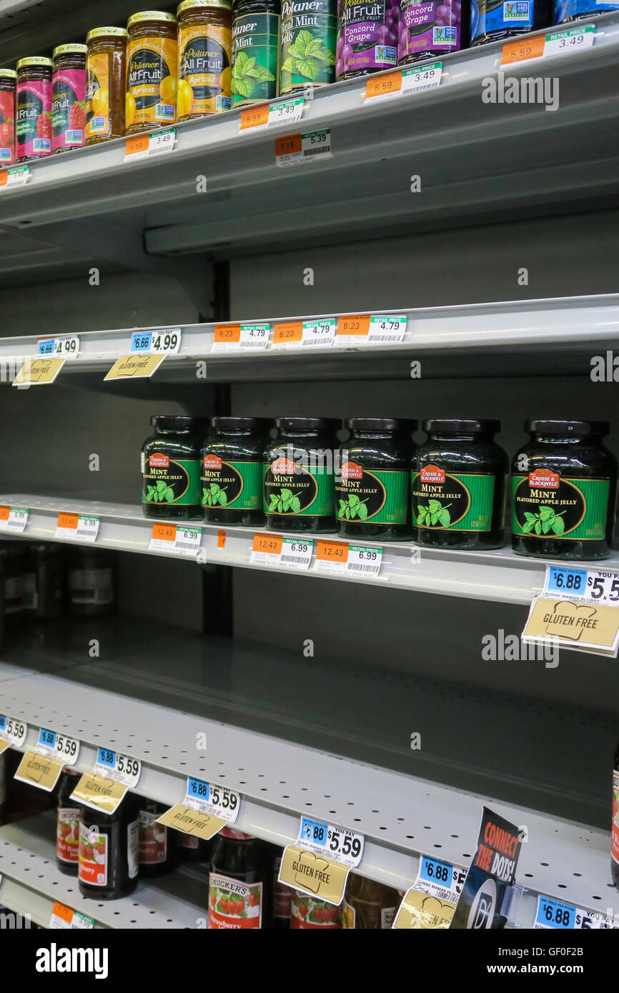 Empty Grocery Shelves Stock Photo Alamy