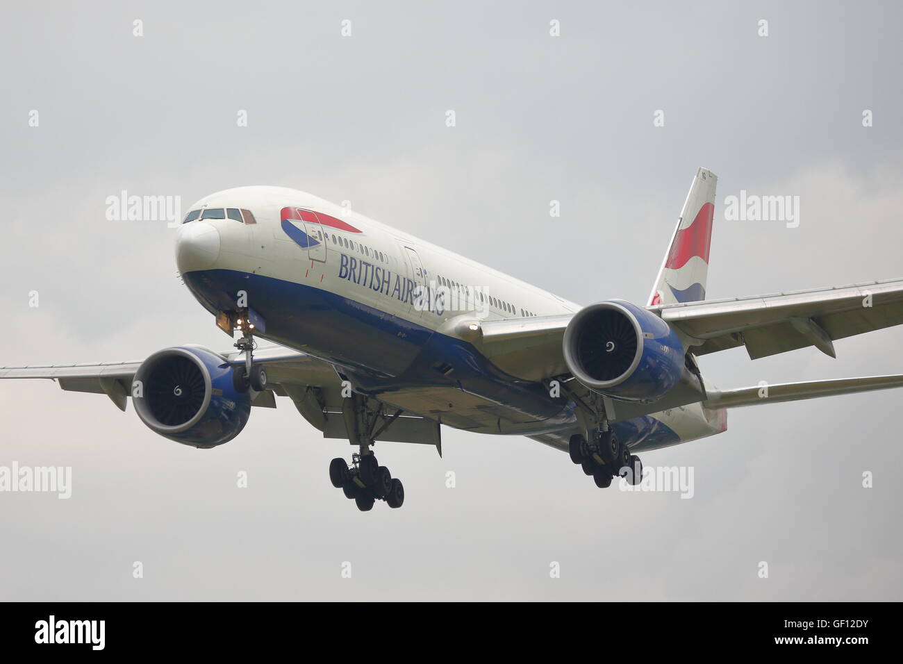 British Airways Boeing 777-200ER G-VIIG landing at London Heathrow Airport, UK Stock Photo
