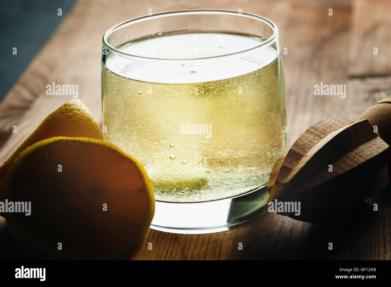 Vitamin c tablet water hires stock photography and images Alamy
