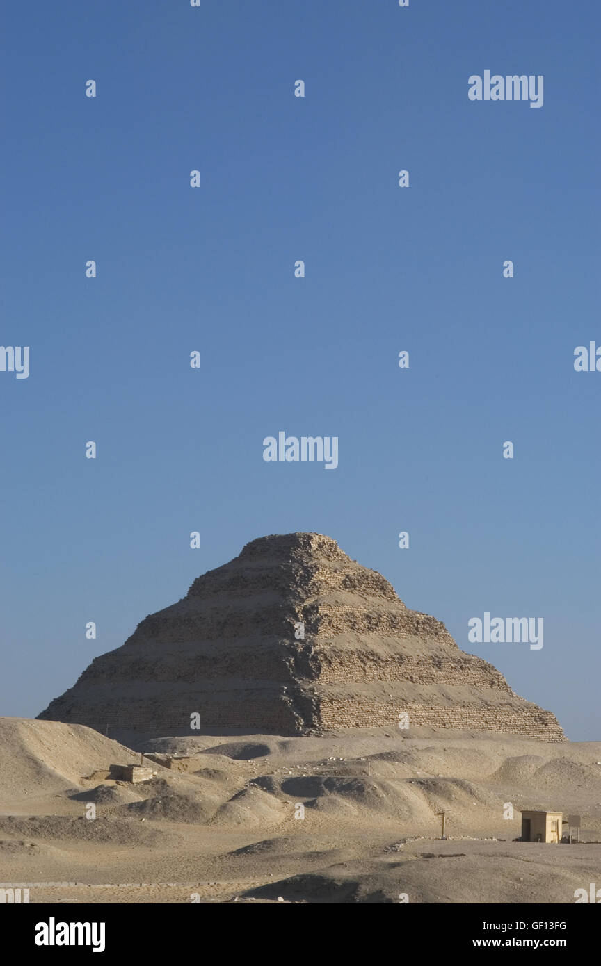 Egypt. Saqqara necropolis. The Pyramid of Djoser (Zoser) or step pyramid. Built in 27th century BC. as a burial of Pharaoh Djoser by Imhotep, his vizier. Third dynasty. Old Kingdom. Stock Photo