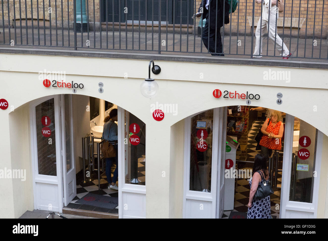 2theloo Covent Garden Stock Photo - Alamy