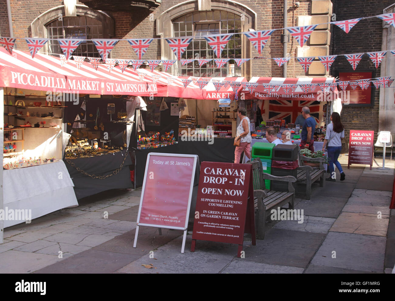Piccadilly Market by St James's Church London July 2016 Stock Photo Alamy