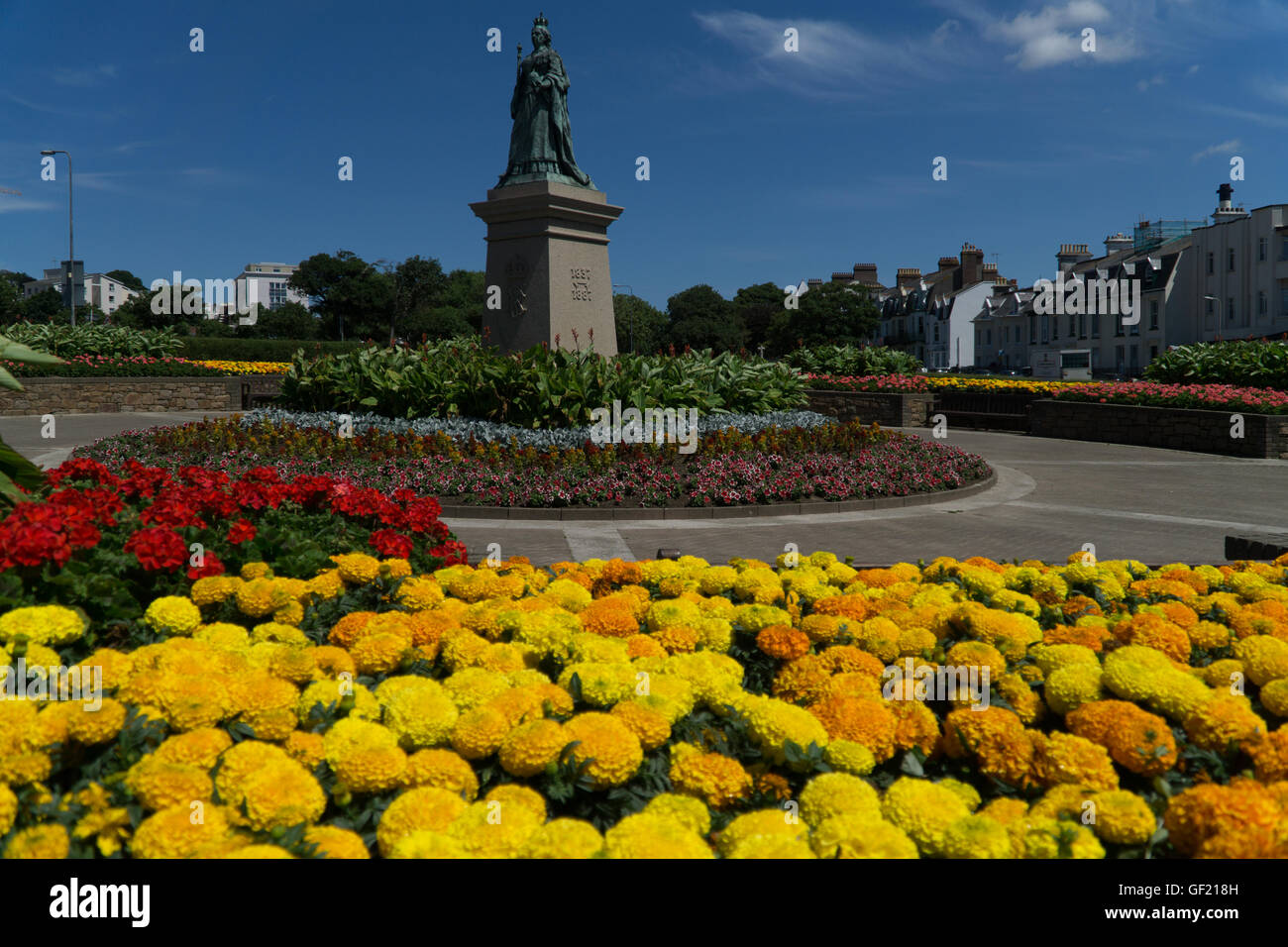 Statue of Queen Victoria stands in Victoria Park,St,Helier,Jersey,Channel  Islands Stock Photo - Alamy