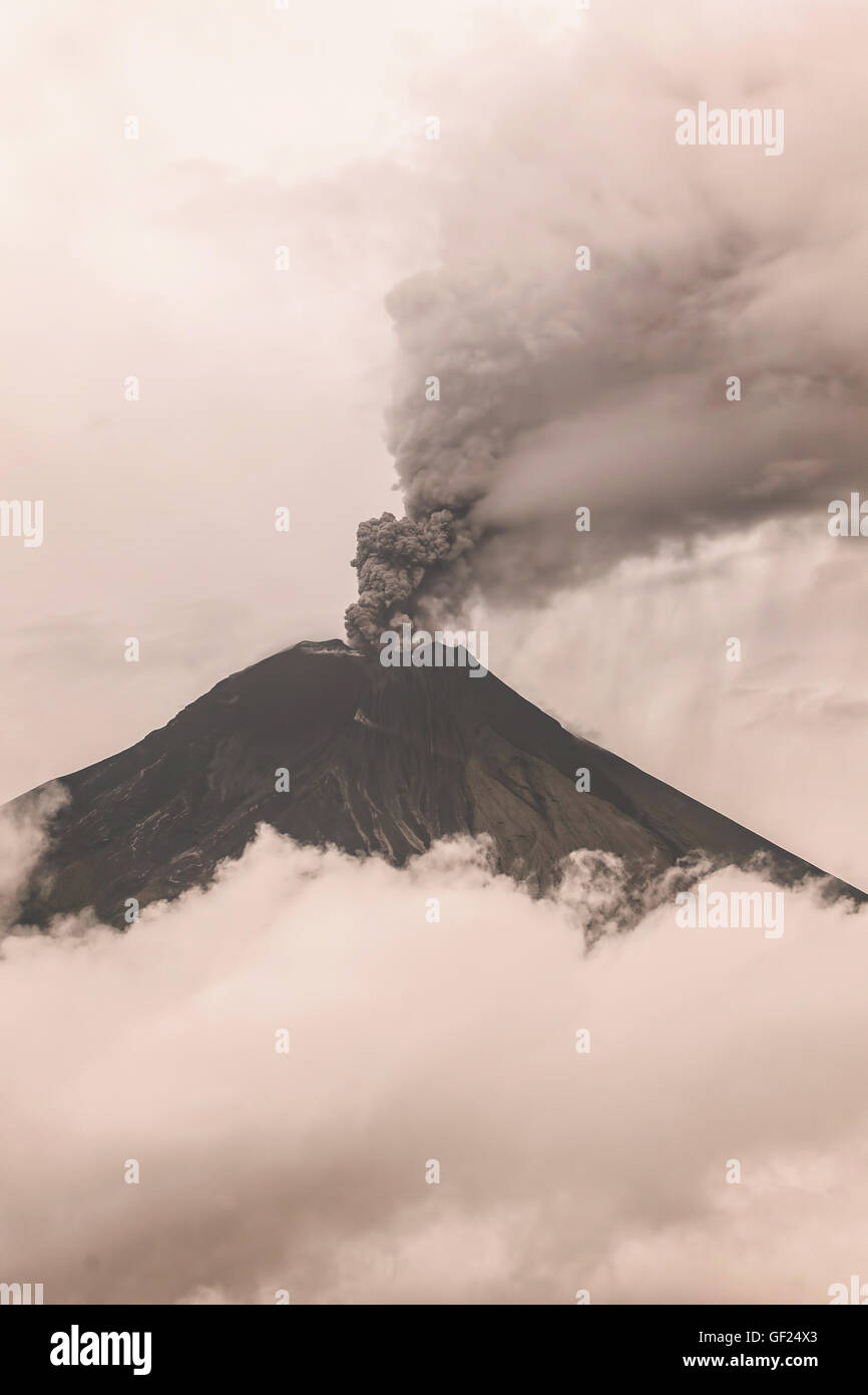 TUNGURAHUA VOLCANO ERUPTION 2016 visual data 5