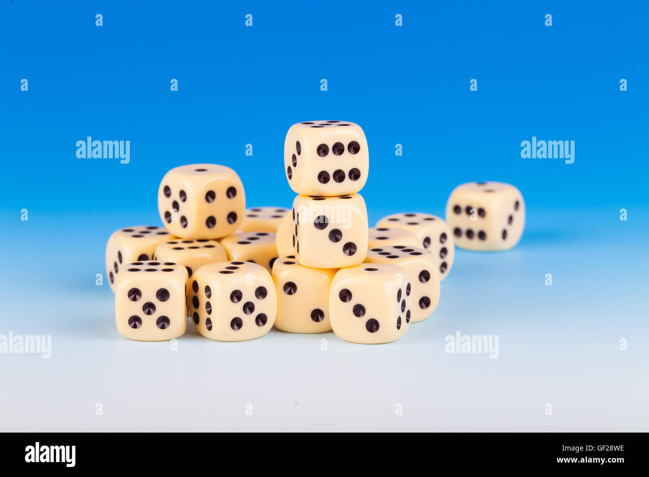 Dice roll hi-res stock photography and images - Alamy