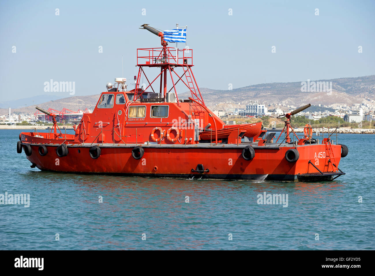 Fire fighting boat hires stock photography and images Alamy