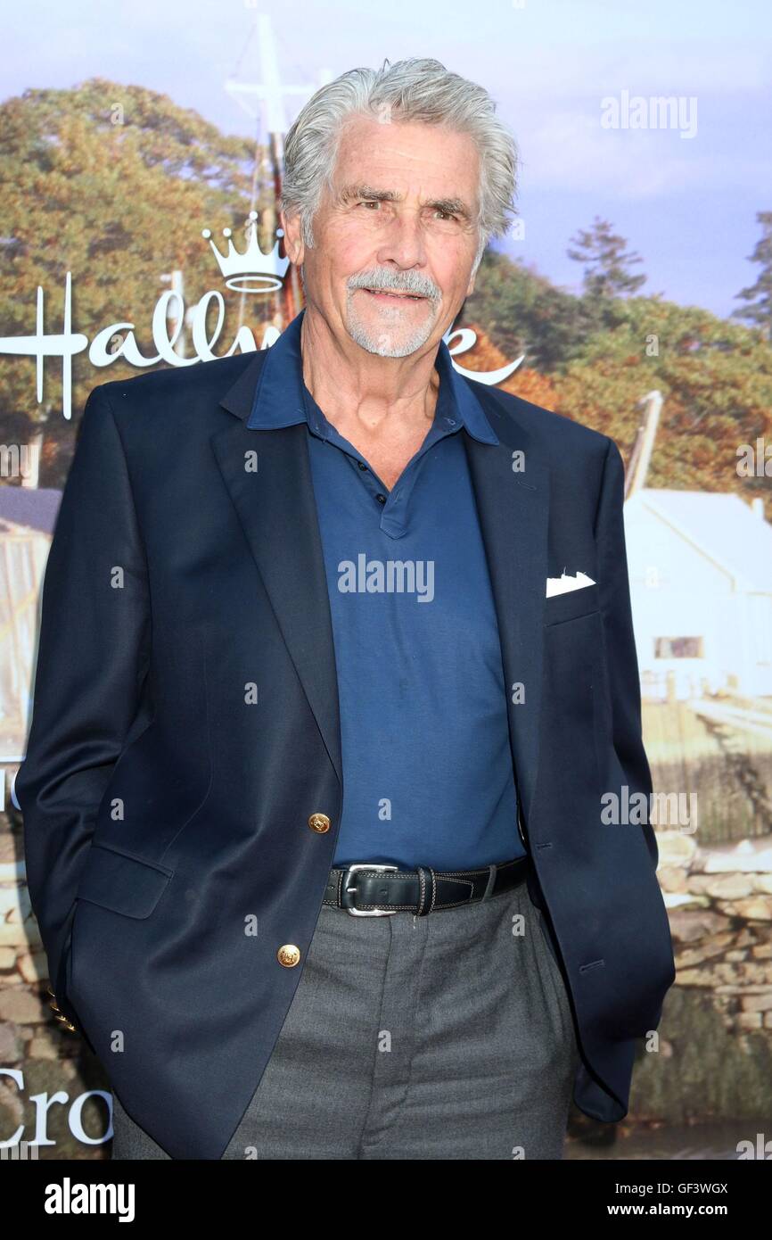 Beverly Hills, CA. 27th July, 2016. James Brolin at arrivals for Hallmark Summer TCA event, private residence, Beverly Hills, CA July 27, 2016. Credit:  Priscilla Grant/Everett Collection/Alamy Live News Stock Photo