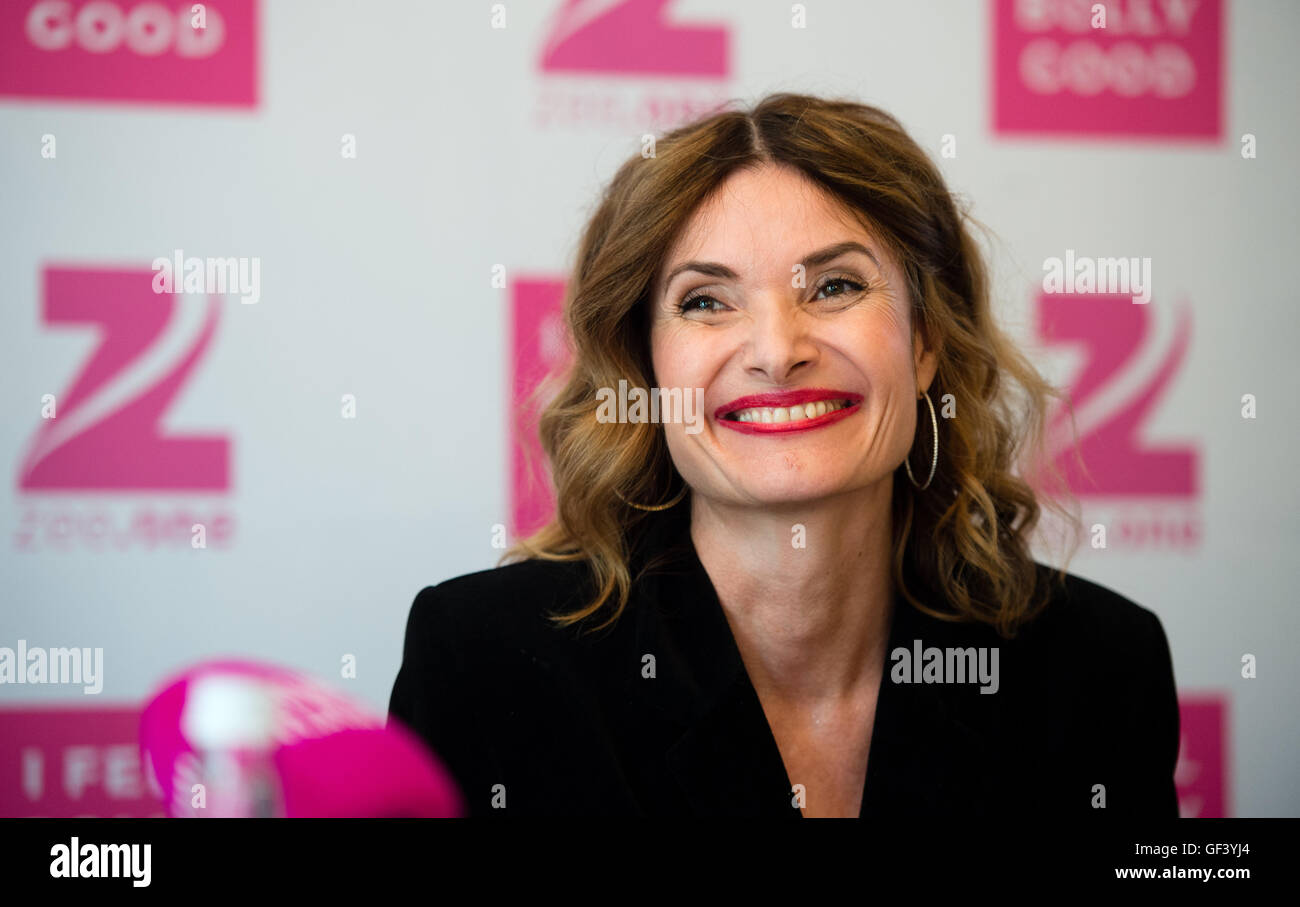 Munich, Germany. 28th July, 2016. Friederike Behrends, head of the channel Zee.One and CEO of Asia TV GmbH (Zee TV), speaks speaks at a press conference on the presentation of Bollywood channel 'Zee.One' in the Bayerischer Hof hotel in Munich, Germany, 28 July 2016. Photo: MATTHIAS BALK/dpa/Alamy Live News Stock Photo