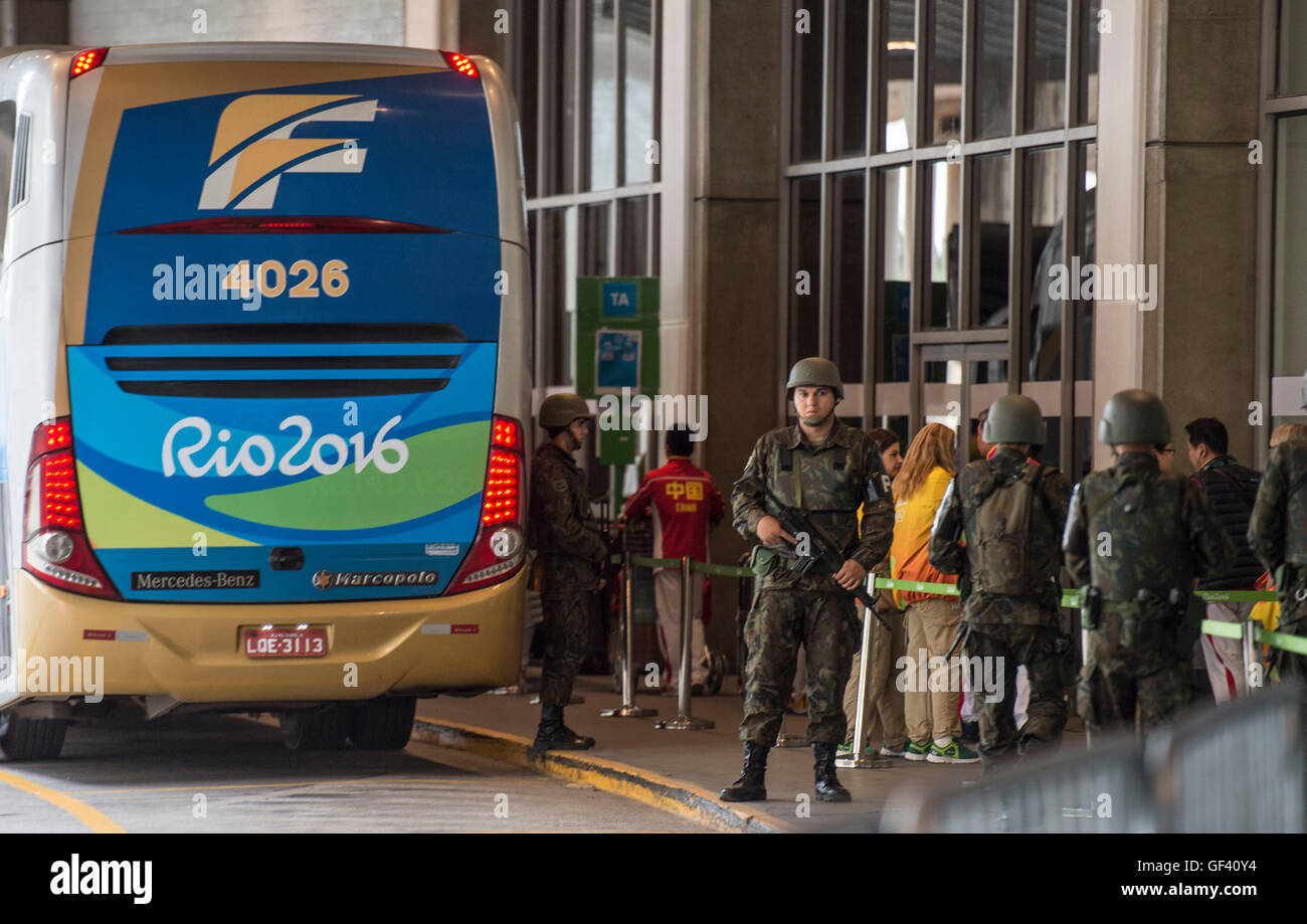 Rio De Janeiro, Brazil. 28th July, 2016. Soldiers stand guard at Rio International Airport in Rio de Janeiro, Brazil, July 28, 2016. South America's largest country will deploy 88,000 soldiers and police during the Olympics, more than double the number at the London 2012 Games. © Lui Siuwai/Xinhua/Alamy Live News Stock Photo