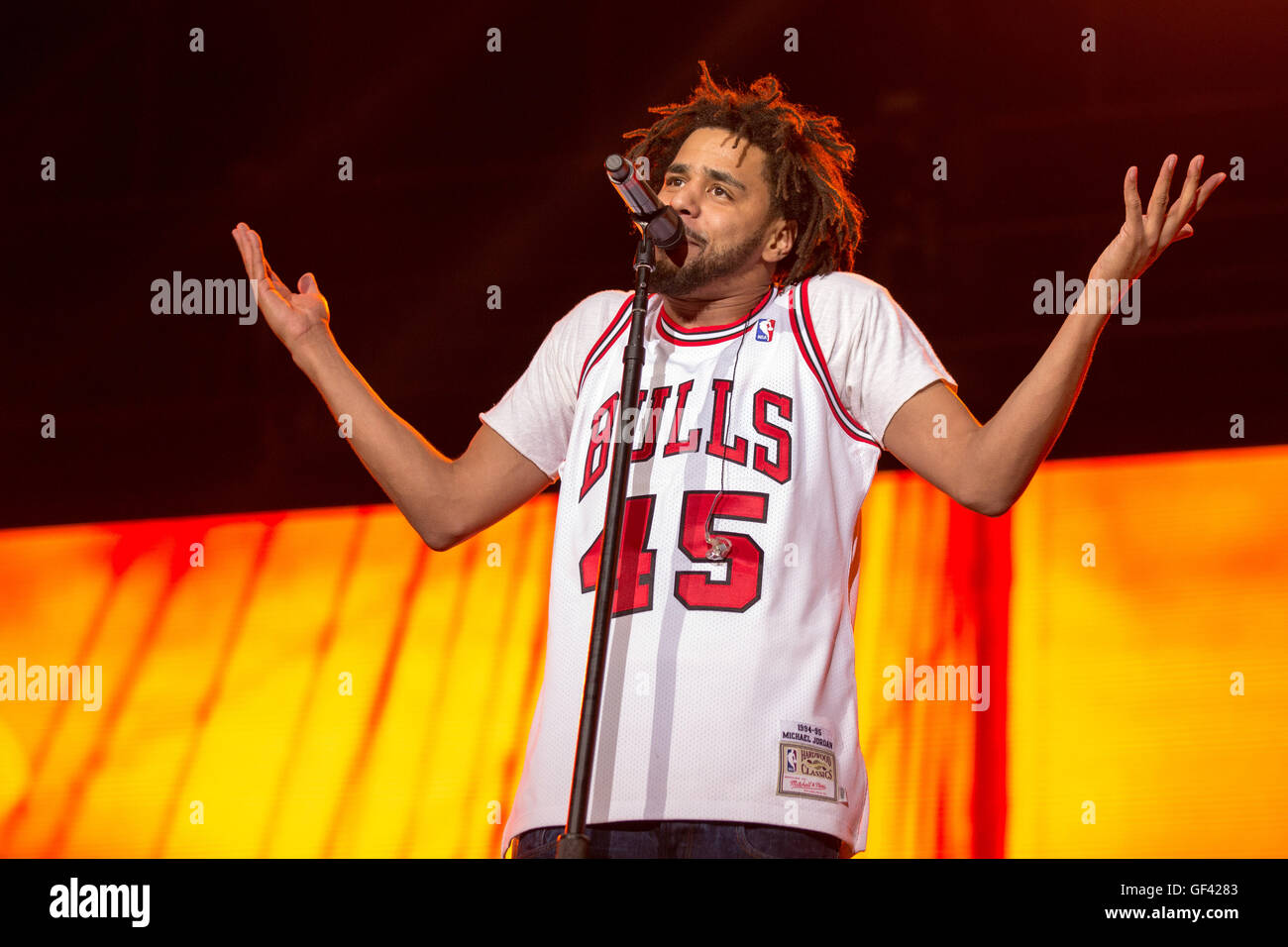 J cole jordan 1 chicago online