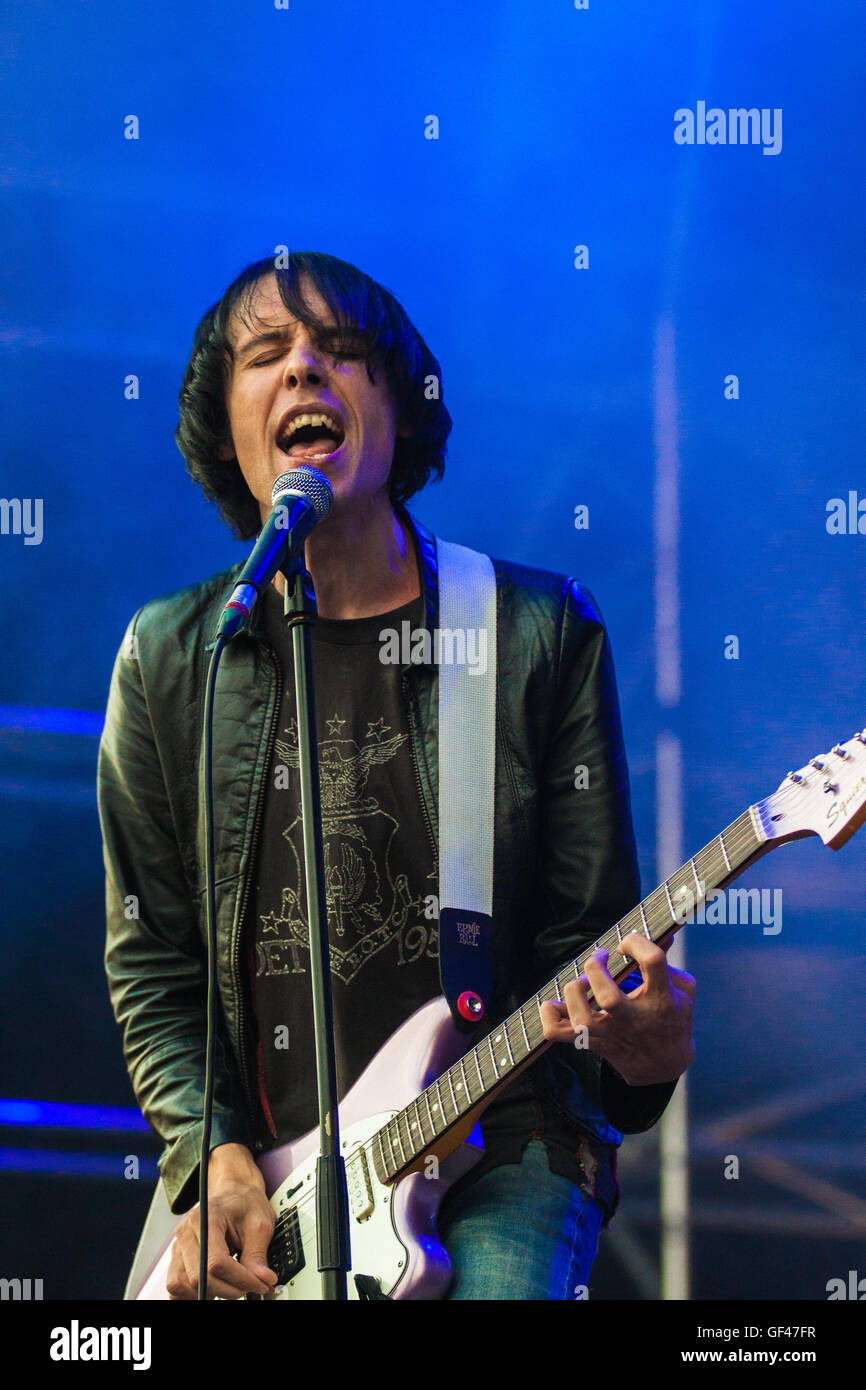 The cribs jarman hi-res stock photography and images - Alamy
