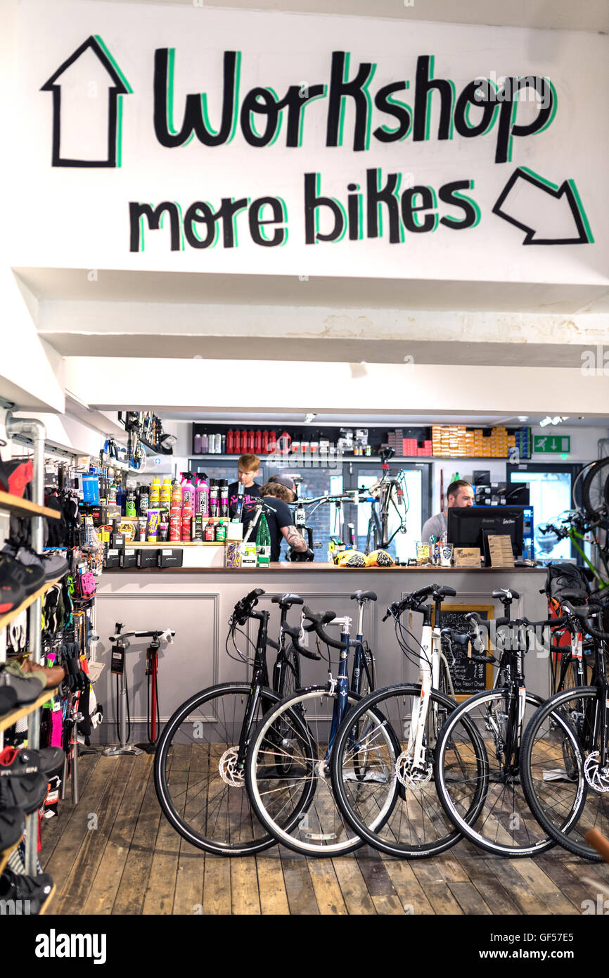 Cycle shop in london Stock Photo