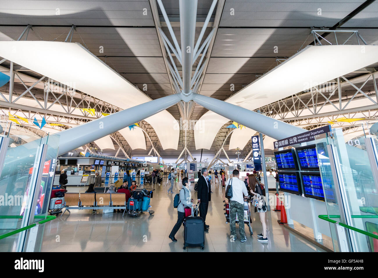 Interior of Kansai Airport, Osaka, Japan, in the International Departures  lounge. View into the Cartier store with Cartier logo over the entrance  Stock Photo - Alamy