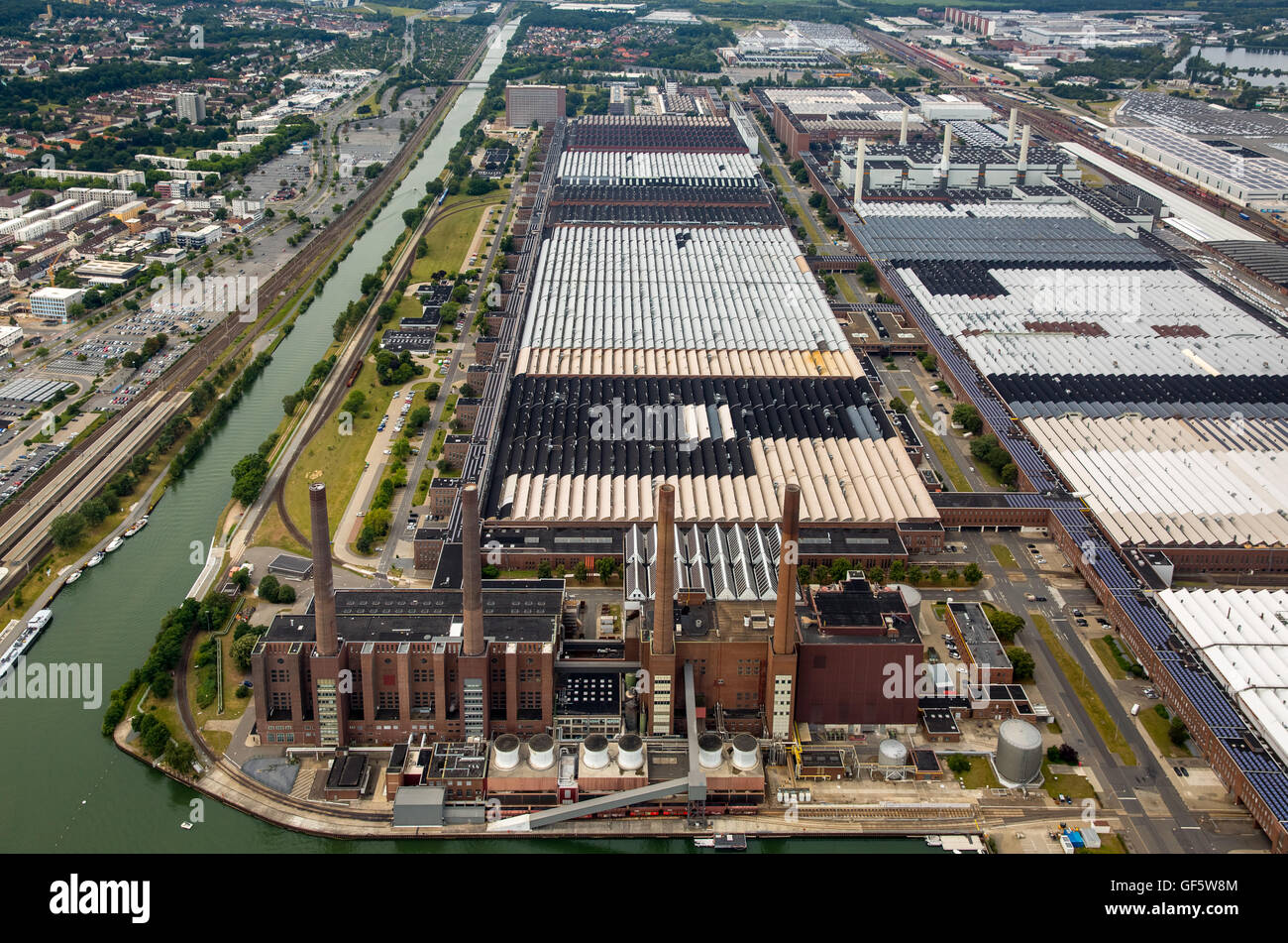 Aerial view, Volkswagen Wolfsburg plant with cogeneration VW South Street,  exhaust scandal of Volkswagen Group, Lower Saxony Stock Photo - Alamy