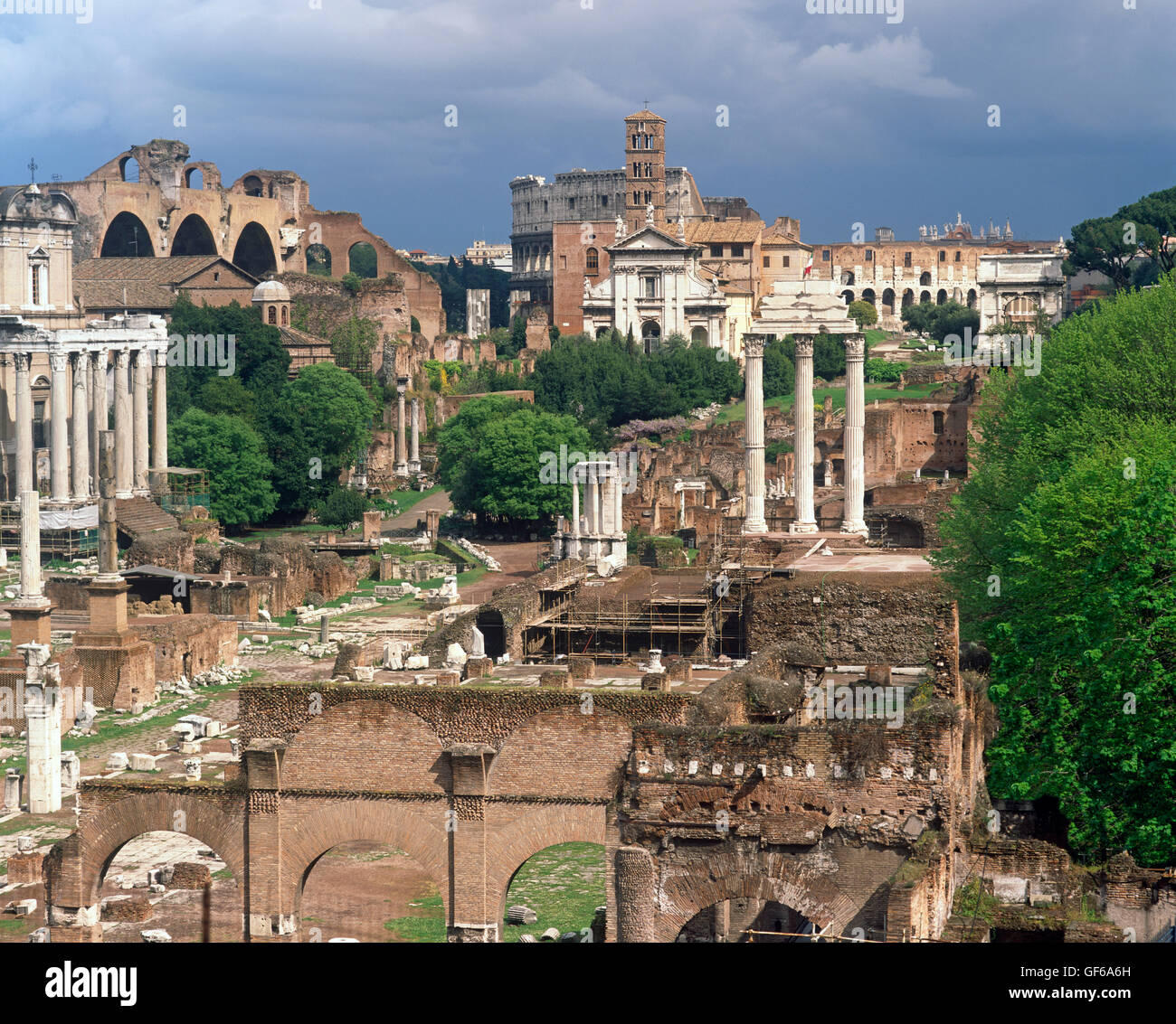 Roman forum ruins rome hi-res stock photography and images - Alamy